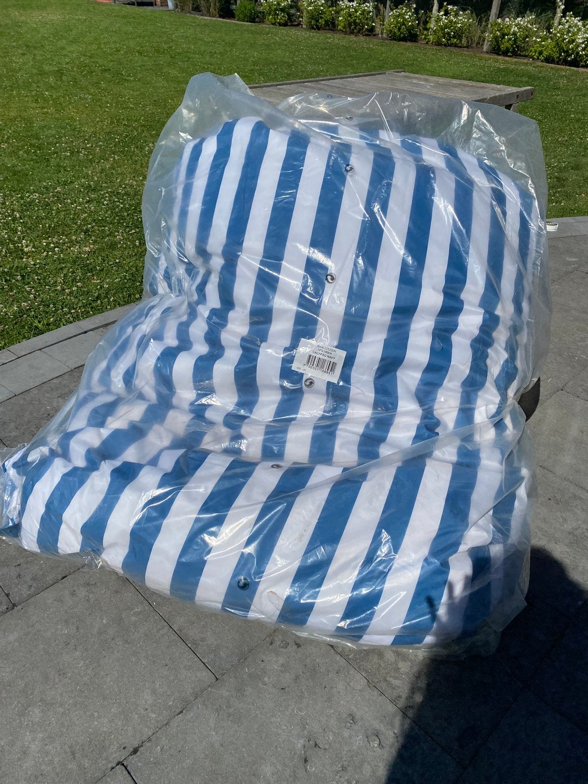 Maxi Coussin Outdoor Calypso - Rayé Bleu et Blanc, Tuin en Terras, Tuinmeubel-accessoires, Nieuw, Ophalen