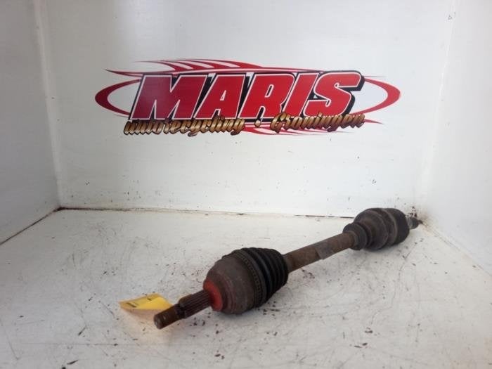 Arbre de transmission avant gauche d'un Renault Megane, -, Renault, -, 3 mois de garantie