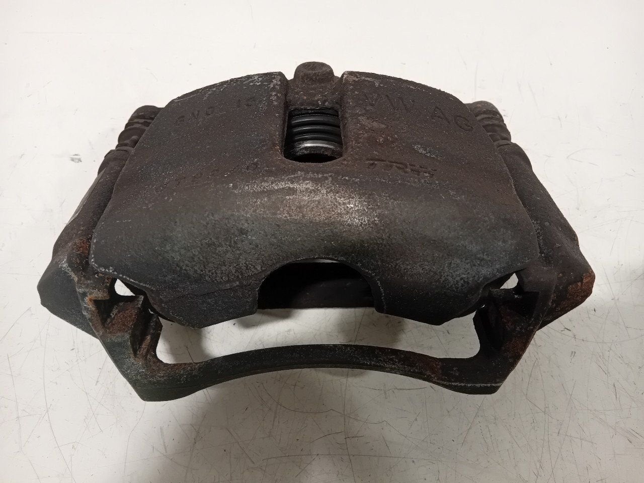 Remklauw rechts voor Volkswagen Golf, Onderdelen@venauto.nl, Van der Ven Autorecycling B.V., Ettenseweg 76, 4706 PB Roosendaal, The Netherlands