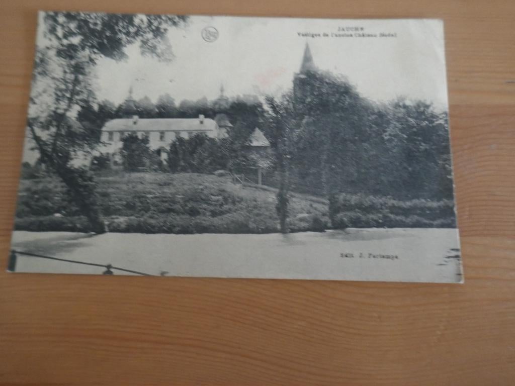 village de Jauche, vestiges de l'ancien château de Fénodel, Envoi, Affranchie, Brabant Wallon