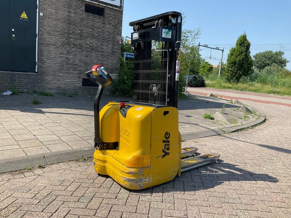 Yale MS12 1200KG 4.00METER STAPELAAR HEFTRUCK, Articles professionnels, Machines & Construction | Chariots élévateurs & Transport interne