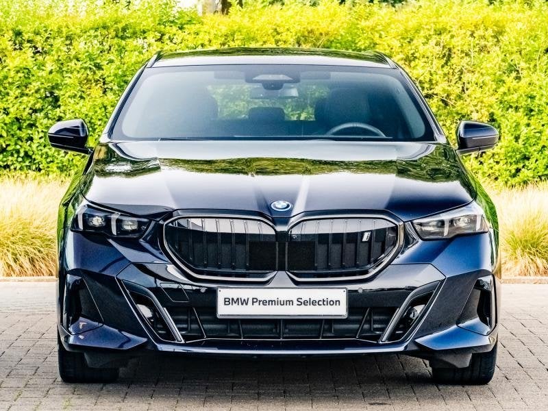BMW i5 Touring/ M-PACK PRO, Autos, BMW, Achat, Euro 6, Noir, Automatique