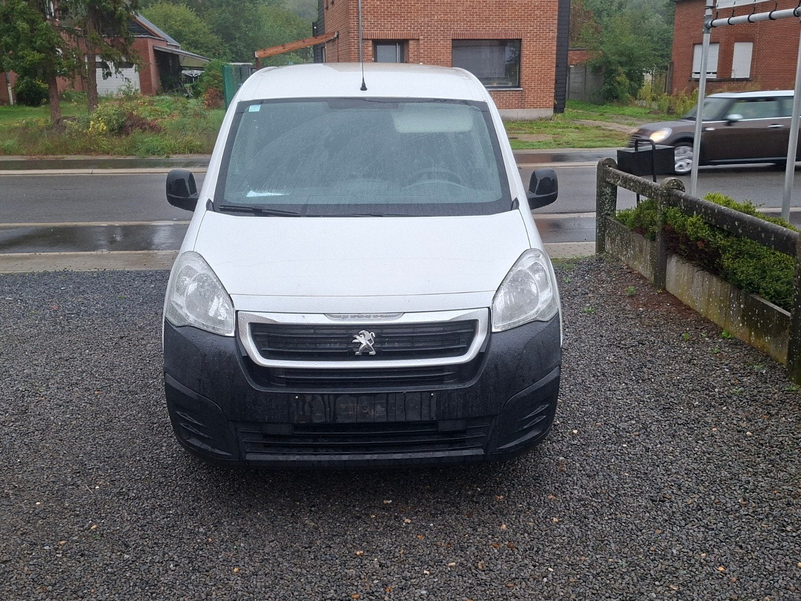 peugeot partner lichte vracht 3 zit, Auto's, Voorwielaandrijving, Euro 5, Stof, Wit