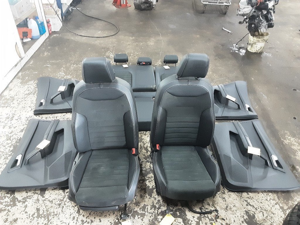 INTERIEUR COMPLET Seat Arona (KJX) (01-2017/-), Autos : Pièces & Accessoires, Seat Deutschland GmbH, Service@seat.de, Utilisé