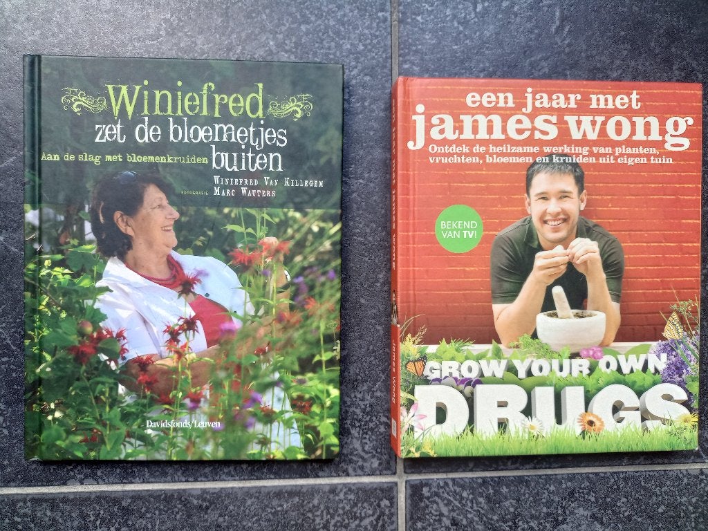 2 BOEKEN OVER DE HEILZAME WERKING VAN PLANTEN EN KRUIDEN, Boeken, Ophalen of Verzenden, Zo goed als nieuw, Winiefred van Killegem / James Wong