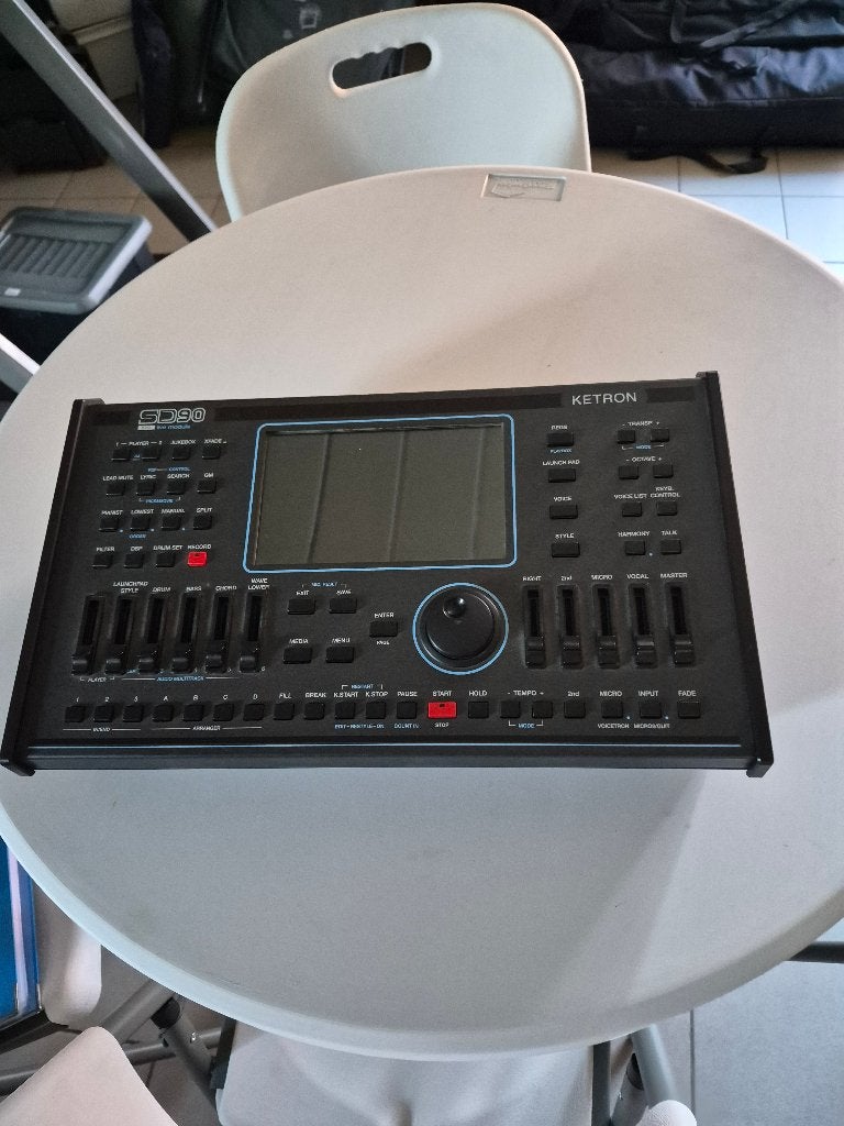 Ketron SD90, Muziek en Instrumenten, Keyboards, Ophalen, Zo goed als nieuw, Midi-aansluiting
