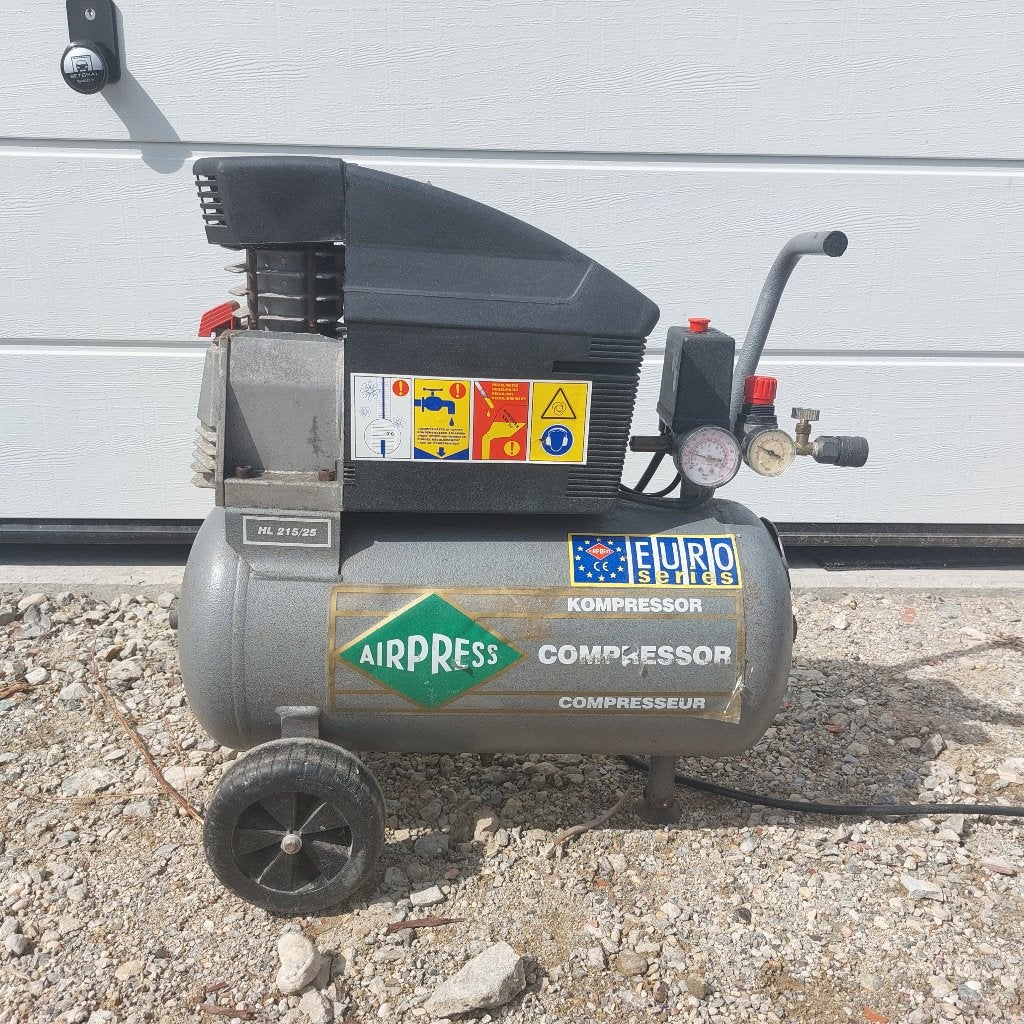 Compressor Airpress HL 215/25, Doe-het-zelf en Bouw, Ophalen of Verzenden, Gebruikt