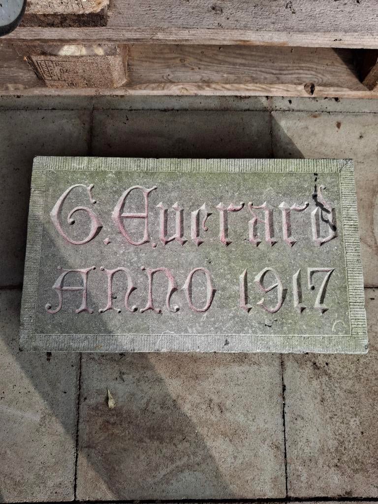Gegraveerde steen mede oprichter krüger eeklo 2927, Antiek en Kunst, Ophalen of Verzenden