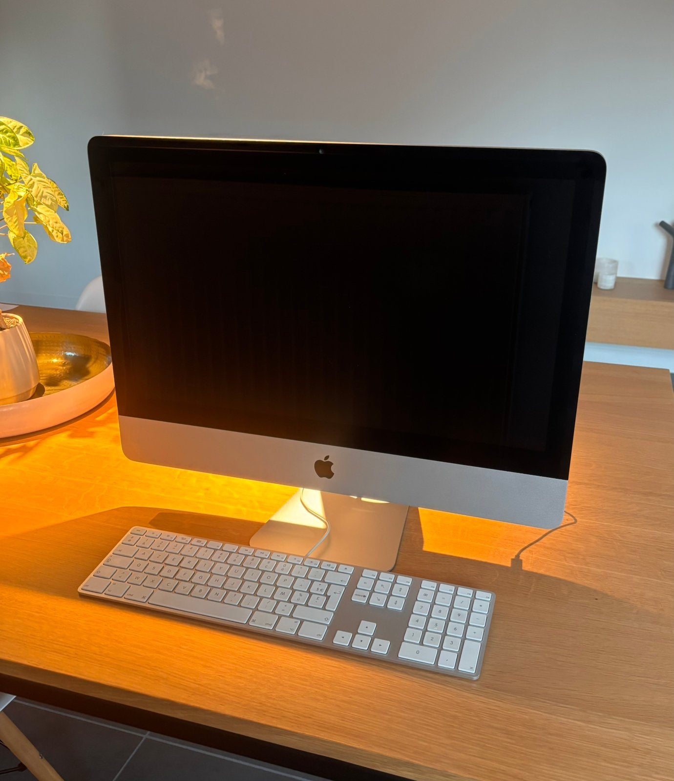 Apple iMac 21,5" Mid 2011 (A1311) - Met SSD, Computers en Software, Ophalen, Zo goed als nieuw, IMac, SSD