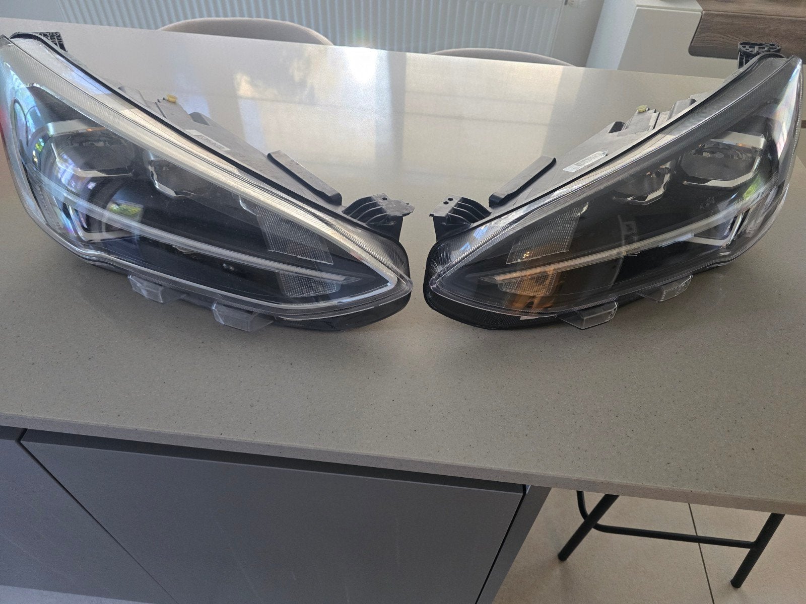 Fors Focus MK4 - full led, Enlèvement