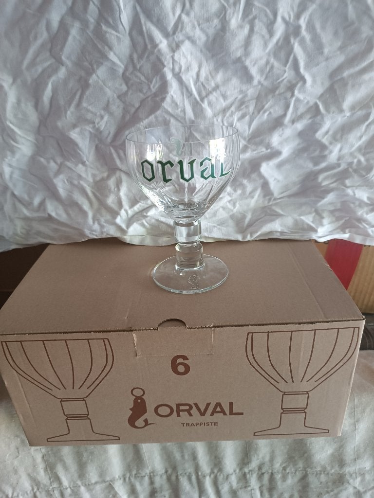 A vendre 1 caisse d' Orval inscription verte, Enlèvement, Neuf, Verre ou Verres, Autres marques