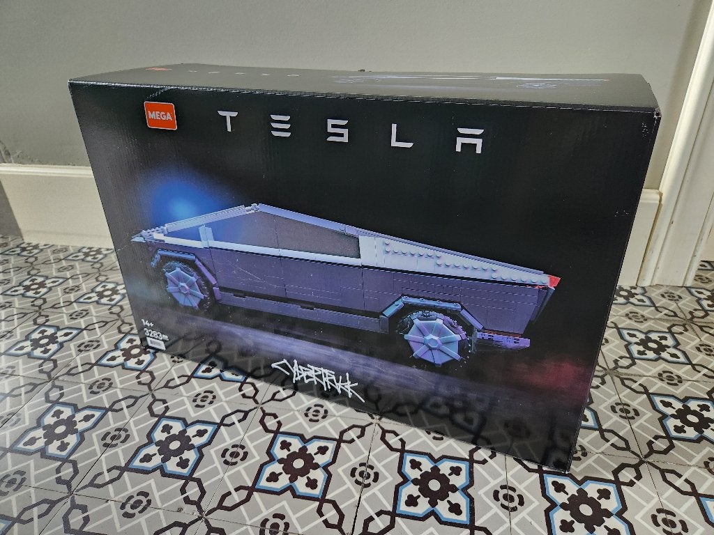 Bouwdoos Tesla Cybertruck van Mattel Mega (Lego-alternatief), Ophalen, Zo goed als nieuw, Truck