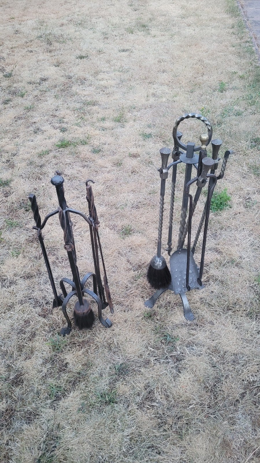Vintage Smeedijzeren Haardstel (2 sets) - Robuuste Openhaard, Ophalen
