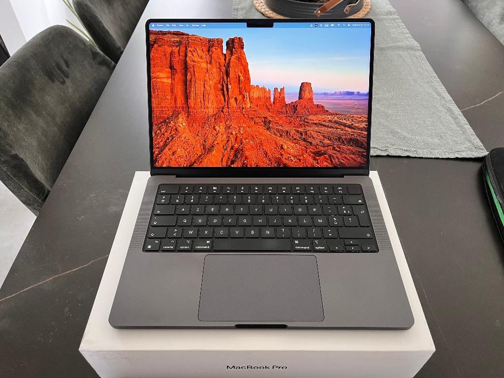 MacBook Pro 14 Inch M3 Pro - 18GB RAM - 512GB SSD, Computers en Software, Apple Macbooks, Zo goed als nieuw, MacBook Pro, Overige groottes