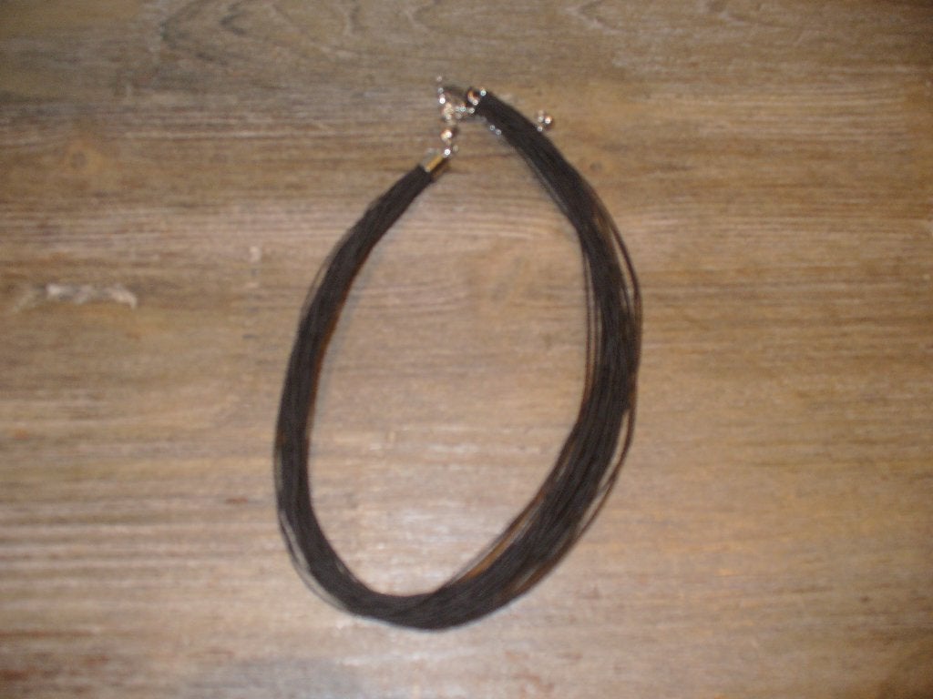 Mooie zwarte sierketting, Bijoux, Sacs & Beauté, Enlèvement ou Envoi, Comme neuf, Noir