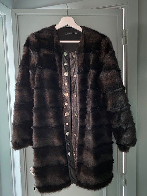 Manteau en fausse fourrure zara, Taille 38/40 (M), Zara, Brun, Enlèvement