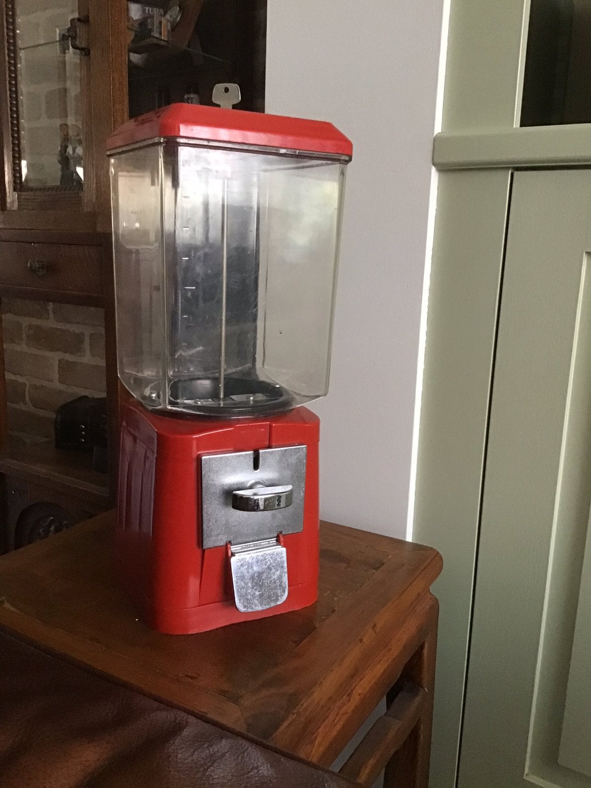 Kauwgomballenautomaat Brabo, Ophalen, Zo goed als nieuw