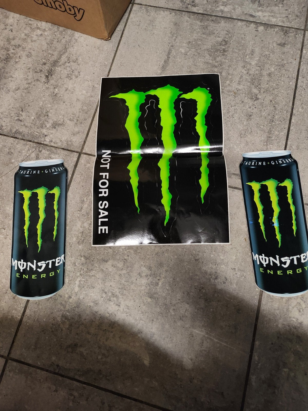 stickers monster, Enlèvement ou Envoi