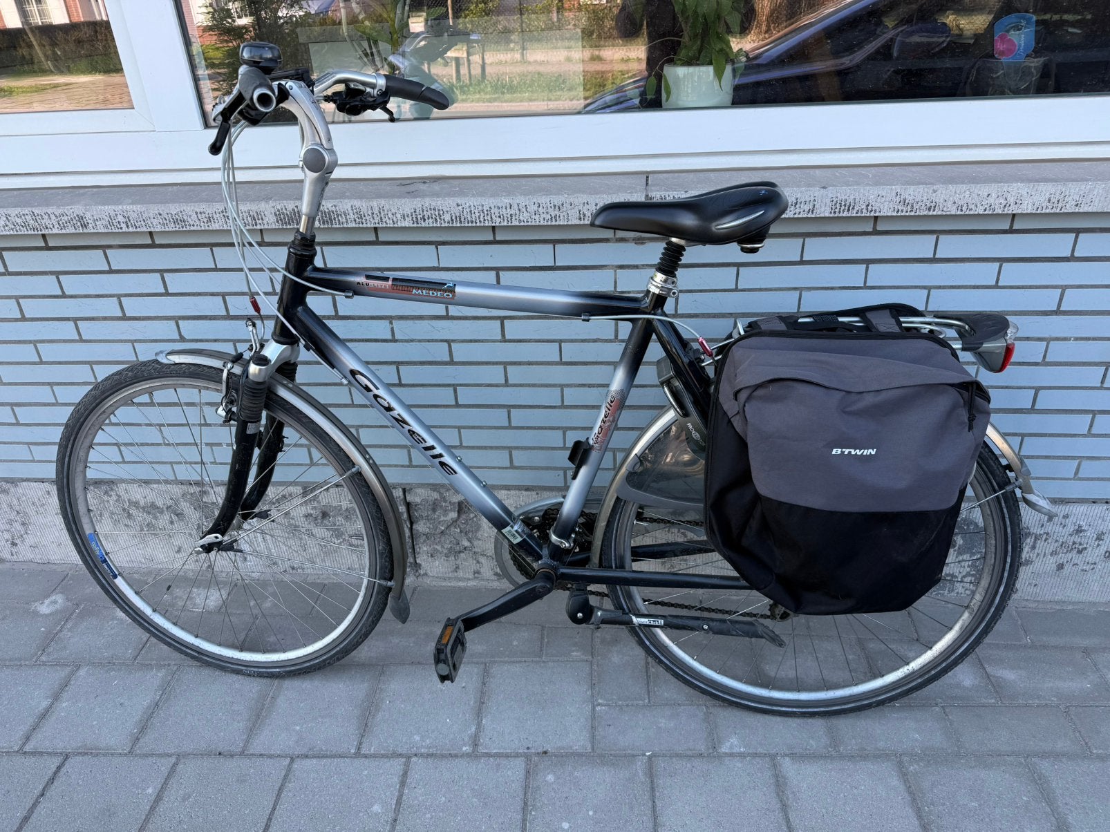 Gazelle fiets met fietstas, Fietsen en Brommers, Fietsen | Heren | Herenfietsen, Gebruikt, Gazelle, Ophalen