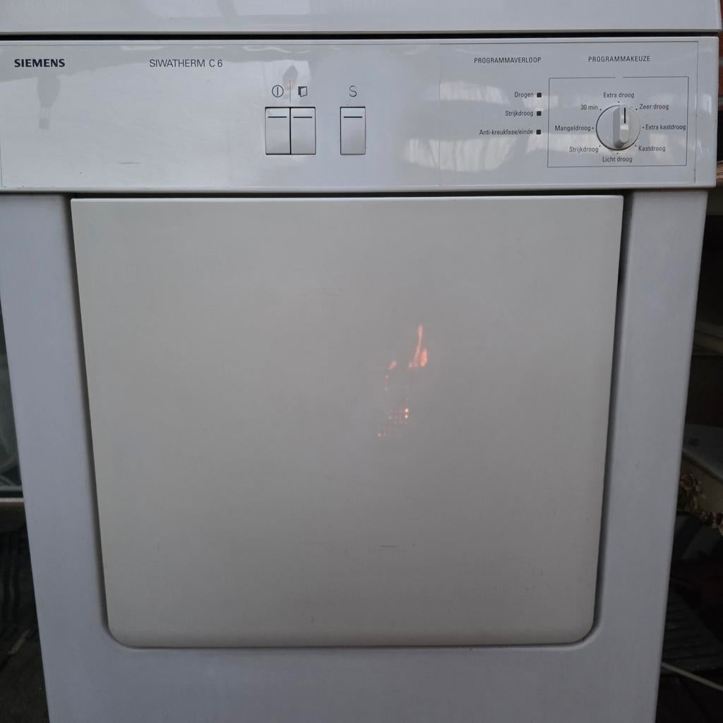 Droogkast gebruikt, 8 tot 10 kg, Ophalen, Gebruikt, Luchtafvoer