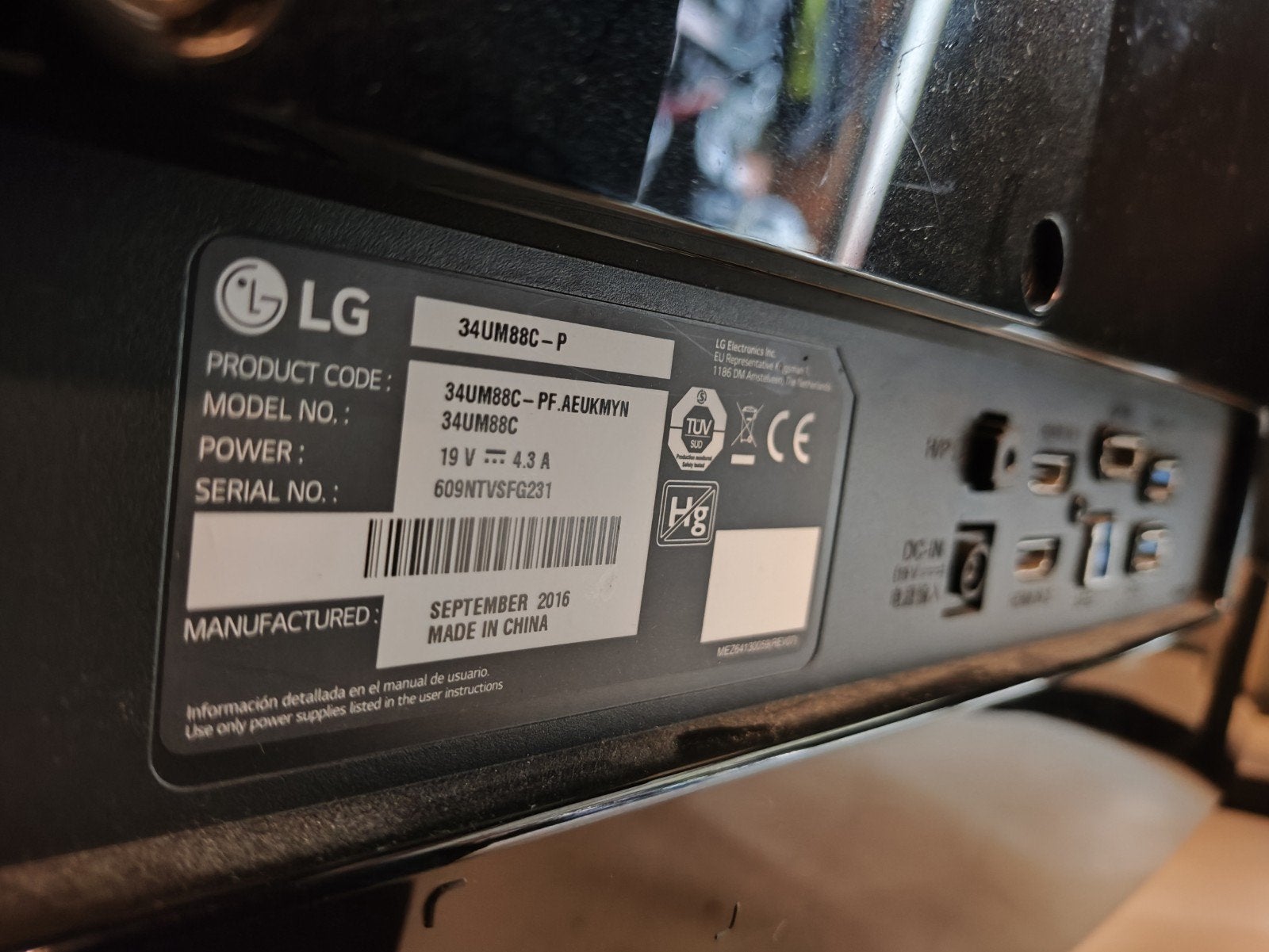 2 display LG 34" 21: 9, Computers en Software, Ophalen, Gebruikt