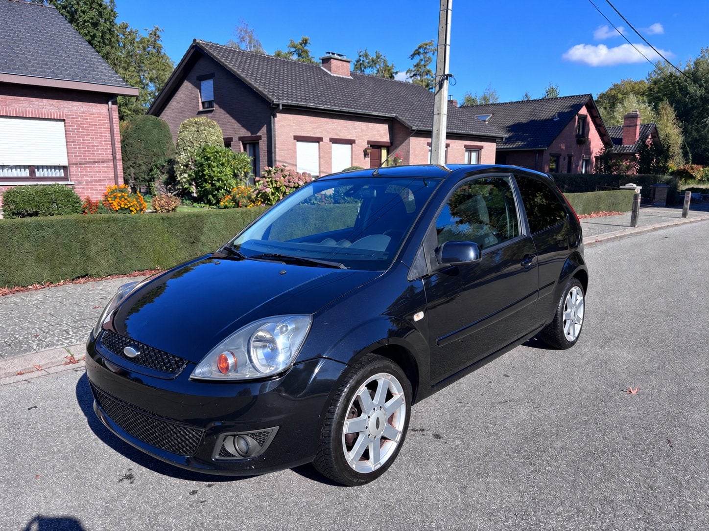 Ford Fiesta 1.3i benzine Euro 4 Gekeurd voor verkoop, Auto's, 1295 cc, 4 cilinders, 44 kW, Particulier