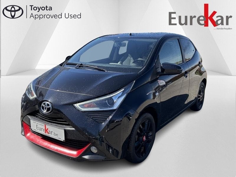 Toyota Aygo x-play2, 72 pk, Zwart, 93 g/km, 5 deurs