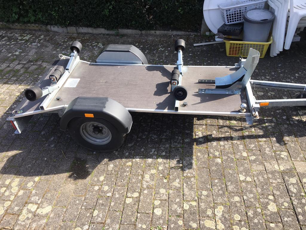 Aanhangwagen voor moto of bootje, Ophalen of Verzenden, Zo goed als nieuw