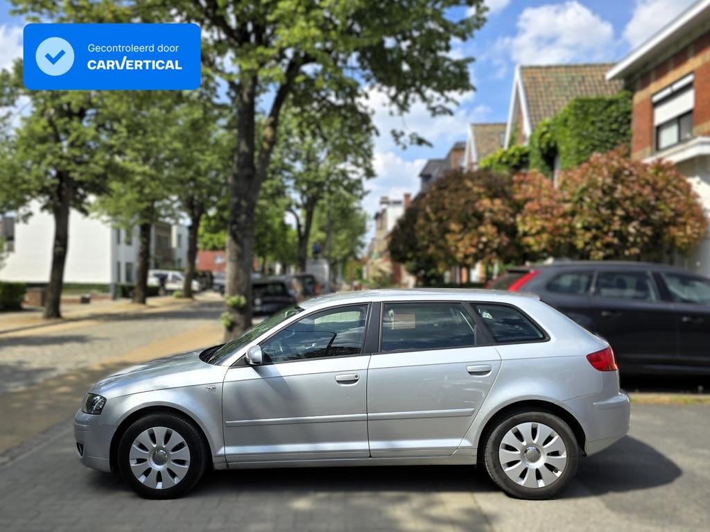 Audi A3 1.6i Attraction Carplay Neuve Distribution PDC, Cuir, Achat, Entreprise, Noir