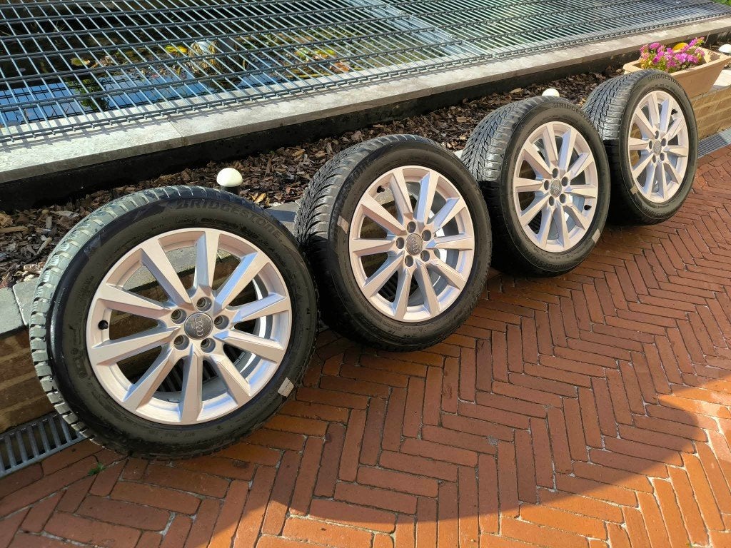 16" Audi A1 velgen met winterbanden, Ophalen, Gebruikt, 16 inch, Banden en Velgen