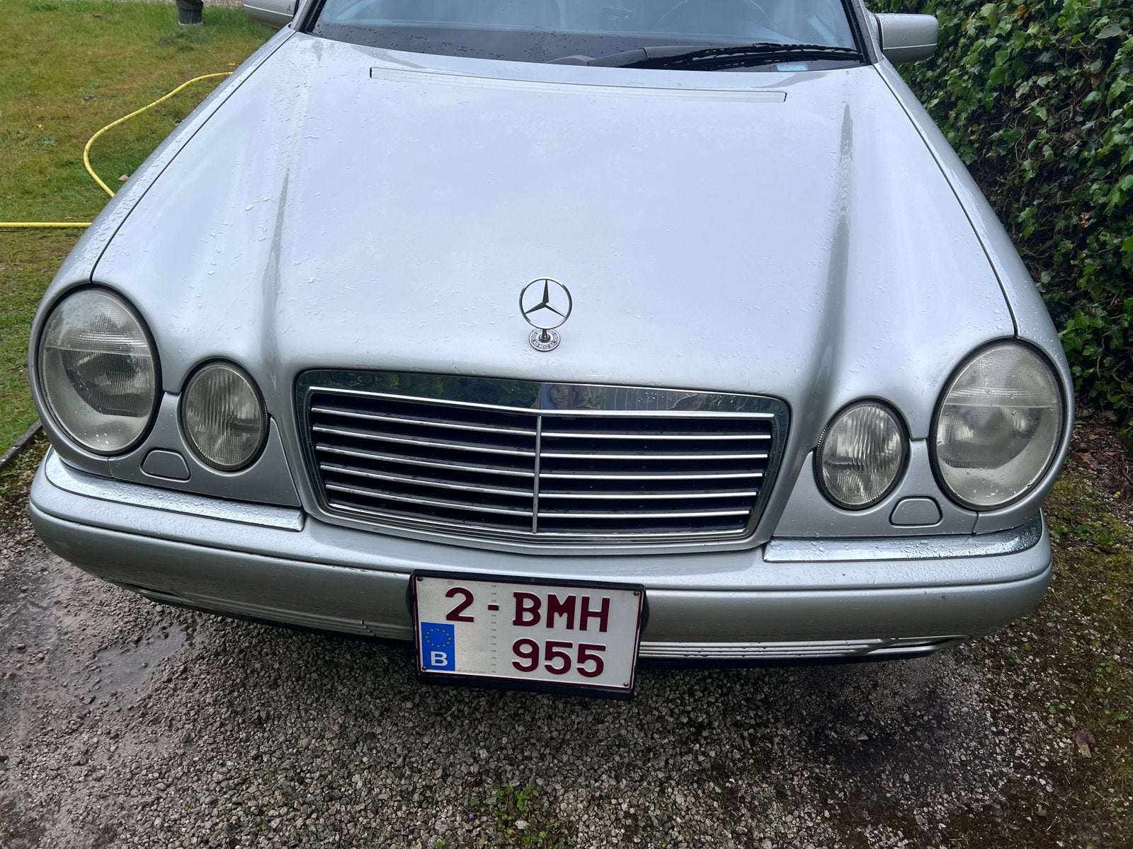 Mercedes W210 E320 Avantgarde essence 4matic break -Japan, Autos, Argent ou Gris, Achat, 7 places, Noir