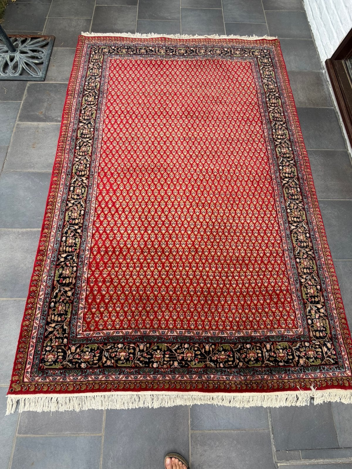 Tapis persan Mir Sarough en parfait état, Enlèvement