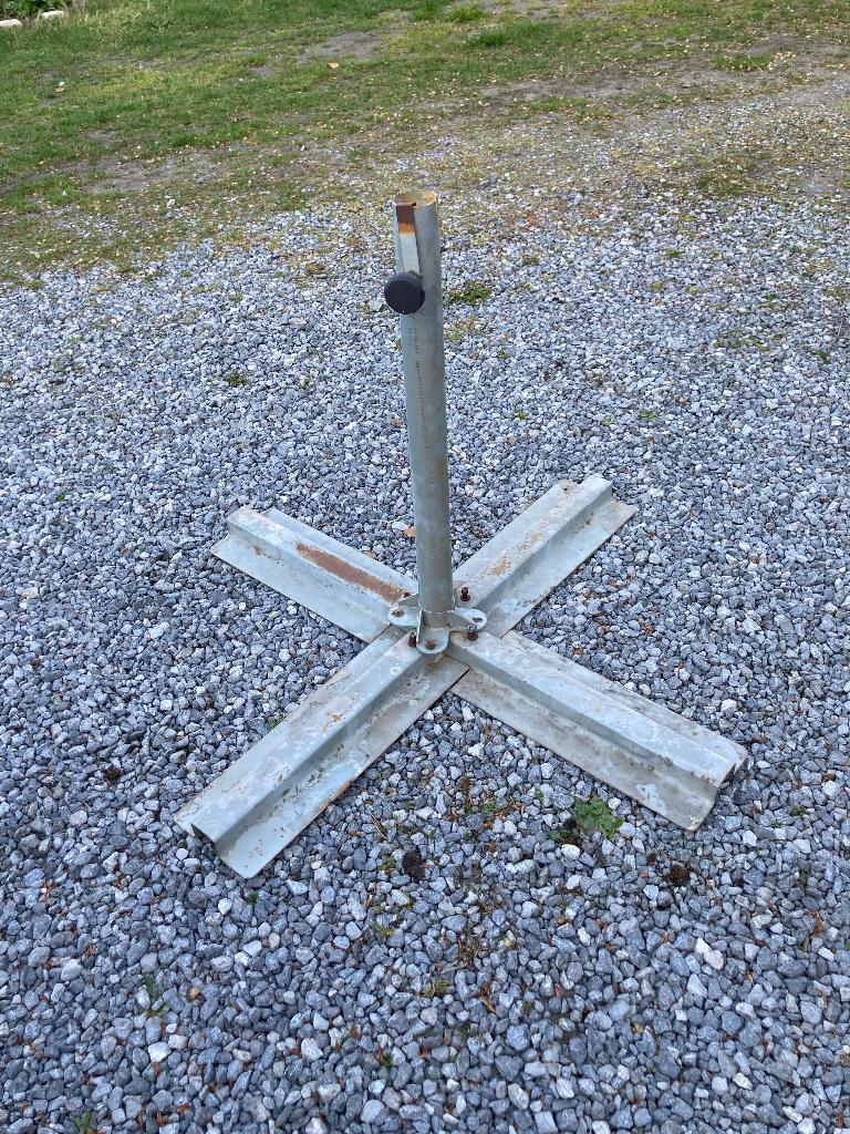 Parasolvoet kruis met 4 zware stenen, Enlèvement, Base de parasol