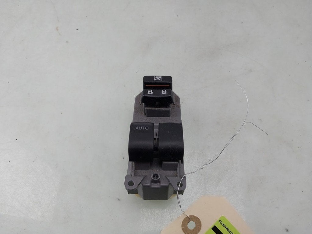 RAAMSCHAKELAAR Toyota Yaris III (P13) (|92832|8482002340|), Dhr. J. Ham, Gebruikt, Administratie@autoham.nl, Toyota