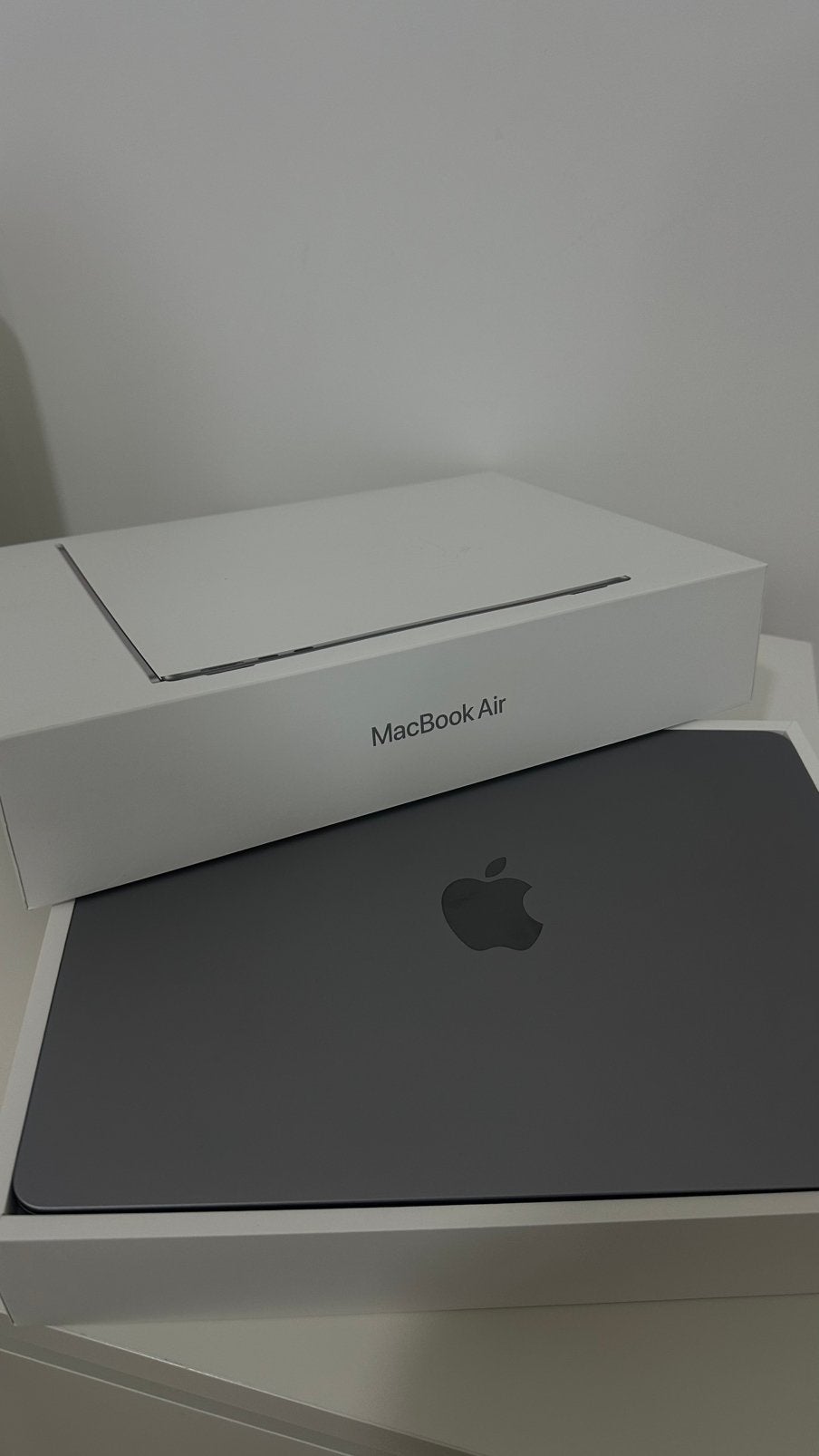 Macbook air 2024 (13-14), Ophalen, Zo goed als nieuw, MacBook