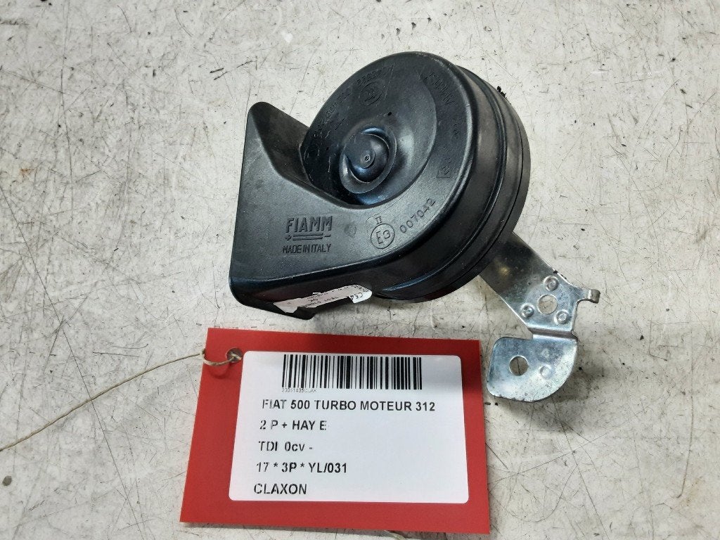 AVERTISSEUR/KLAXON Fiat 500 Zagato Coupe (52090963), Mevr. I. Hauben, Utilisé, Fiat, Rue de l'Espoir 34 34
4030  GRIVEGNÉE, BE