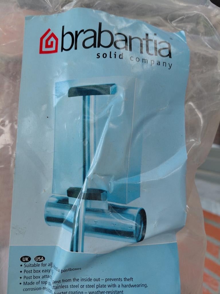 Piquet pour boîte aux lettres Brabantia, Enlèvement