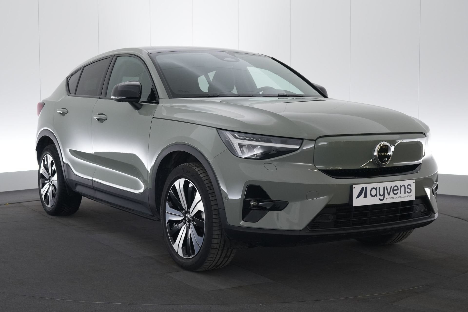 (2CRZ400) VOLVO C40, Autos, Achat, https://public.car-pass.be/vhr/48ee4cf6-cc9e-4e65-8a3e-75f4a1a196b3, Entreprise, Carnet d'entretien