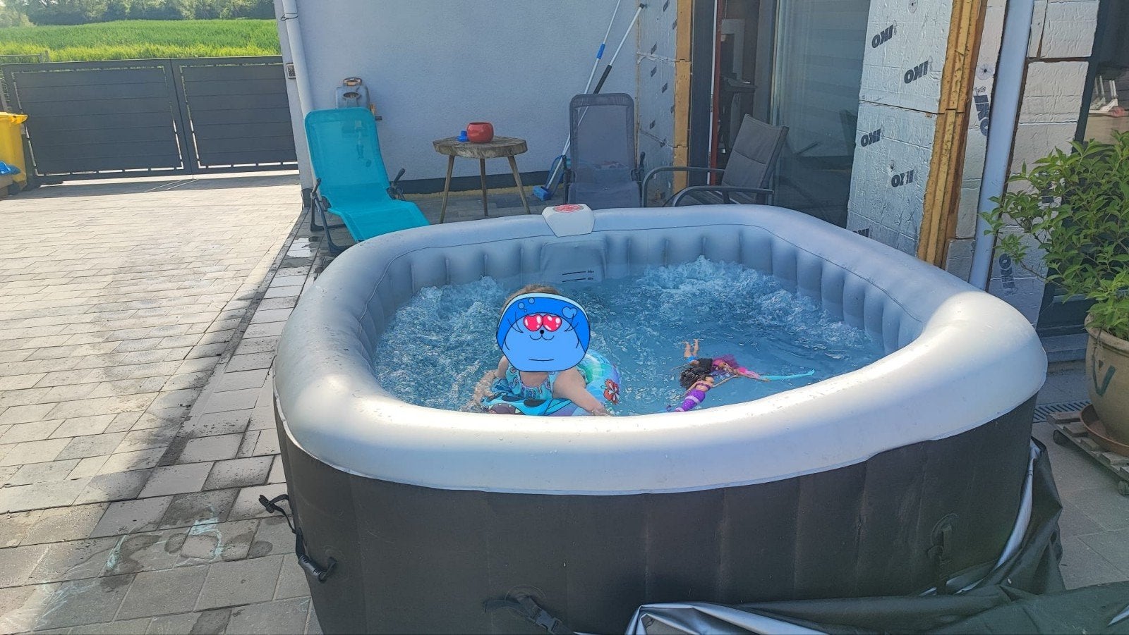 Jacuzzi gonflable – État impeccable, testé et étanche, Jardin & Terrasse, Enlèvement, Utilisé, Couverture, Gonflable
