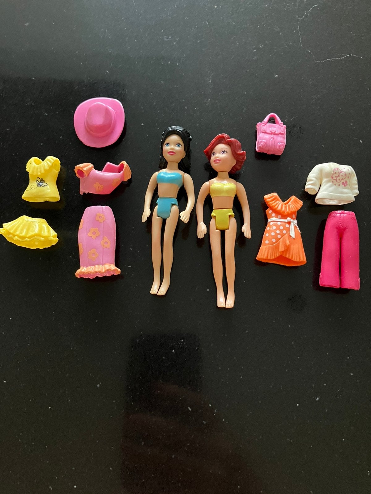 Vintage Polly Pocket 2 poupées + vêtements + accessoires, Enlèvement ou Envoi, Utilisé