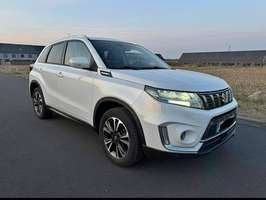 suzuki vitara hybride full option, Auto's, Suzuki, Voorwielaandrijving, 4 cilinders, Wit, Particulier