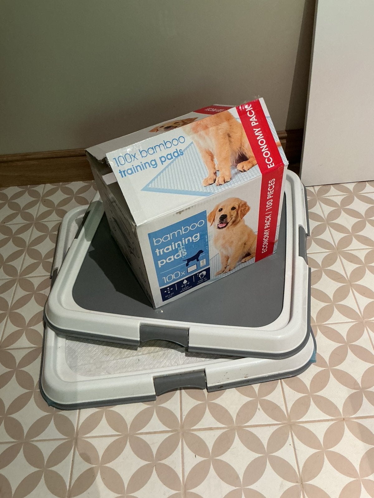 Deux porte-pipad pour chiots + tapis d'entraînement, Animaux & Accessoires, Enlèvement, Comme neuf