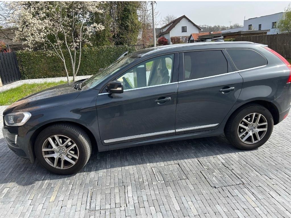 À vendre : Volvo XC60 2.4 D4 (190 pk) — Euro 6b, Autos, Cuir, Argent ou Gris, Achat, 5 portes