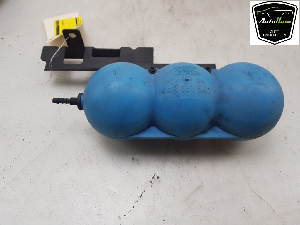 DIVERSEN Vacuum tank Audi SQ5 (8RB) (|443131541|), Gebruikt, Audi