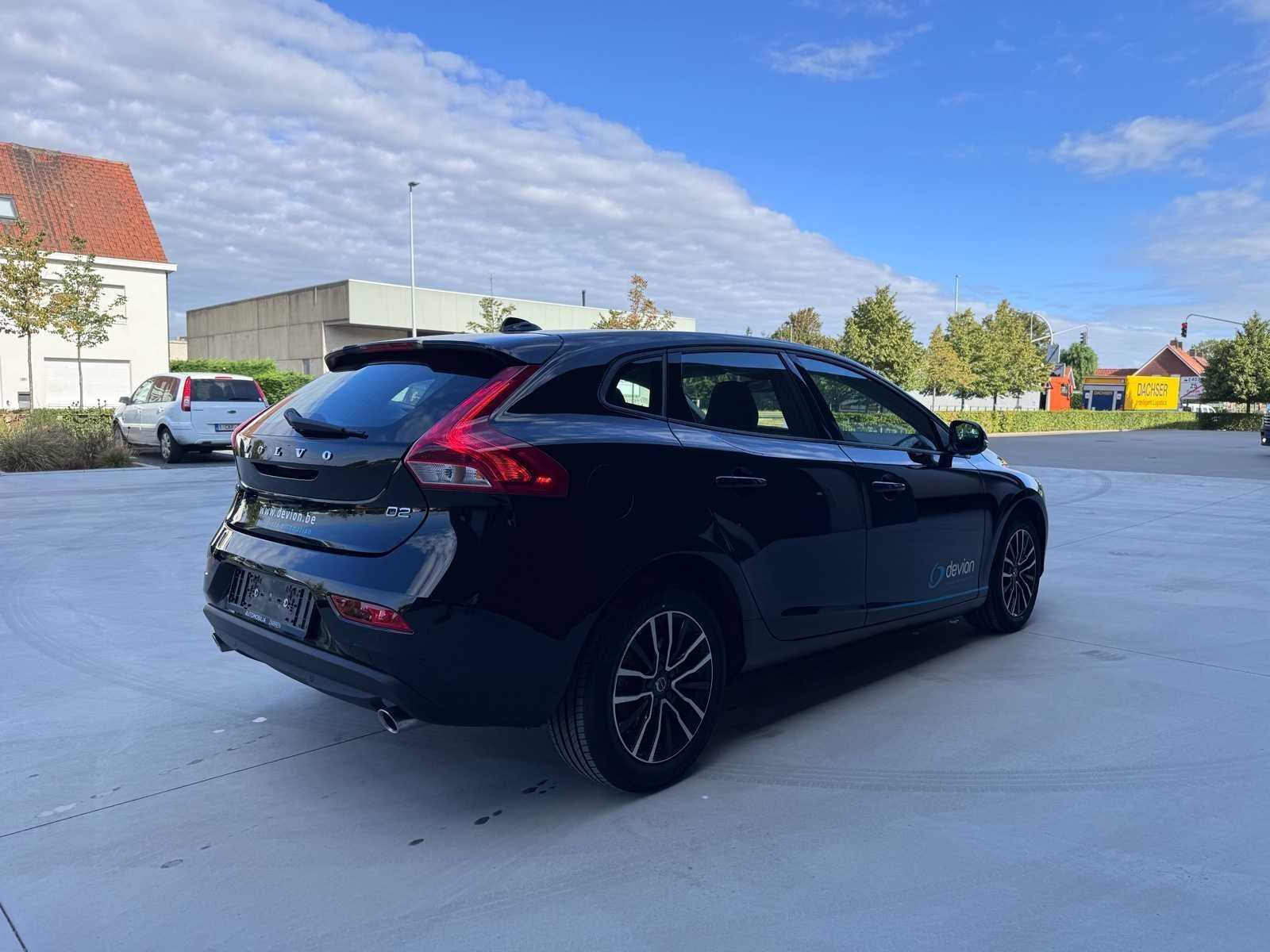 Volvo V40 2019 - 7940km, Autos, Volvo, Achat, Entreprise, Boîte manuelle, Autre carrosserie