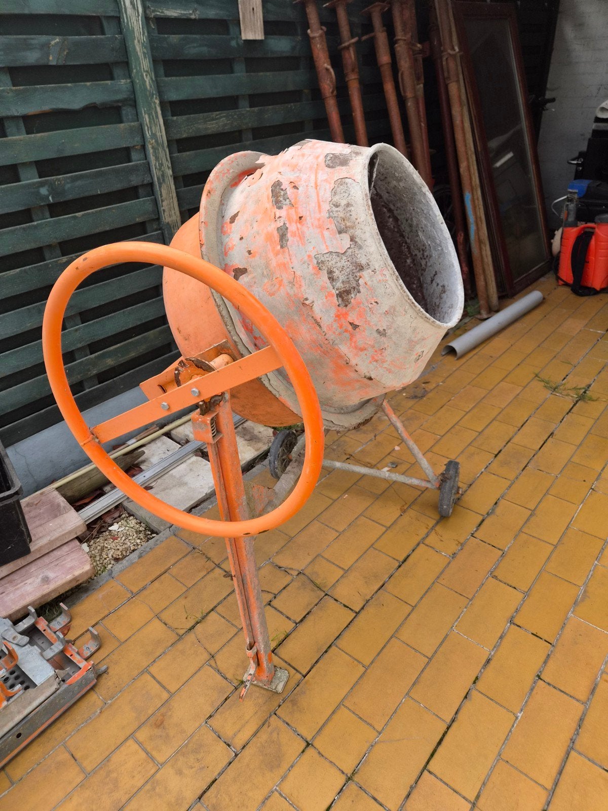 altrad betonmolen, Doe-het-zelf en Bouw, Betonmolens, Ophalen