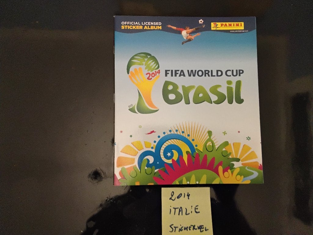 Album Panini Coupe du monde 2014 Brazil (édition italienne), Enlèvement, Comme neuf