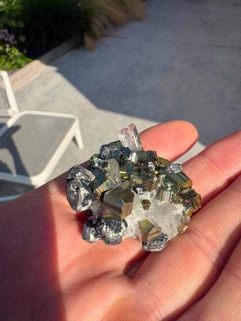 Pyrite Kalimantan, qualité muséale haut de gamme, Collections, Enlèvement ou Envoi, Minéral