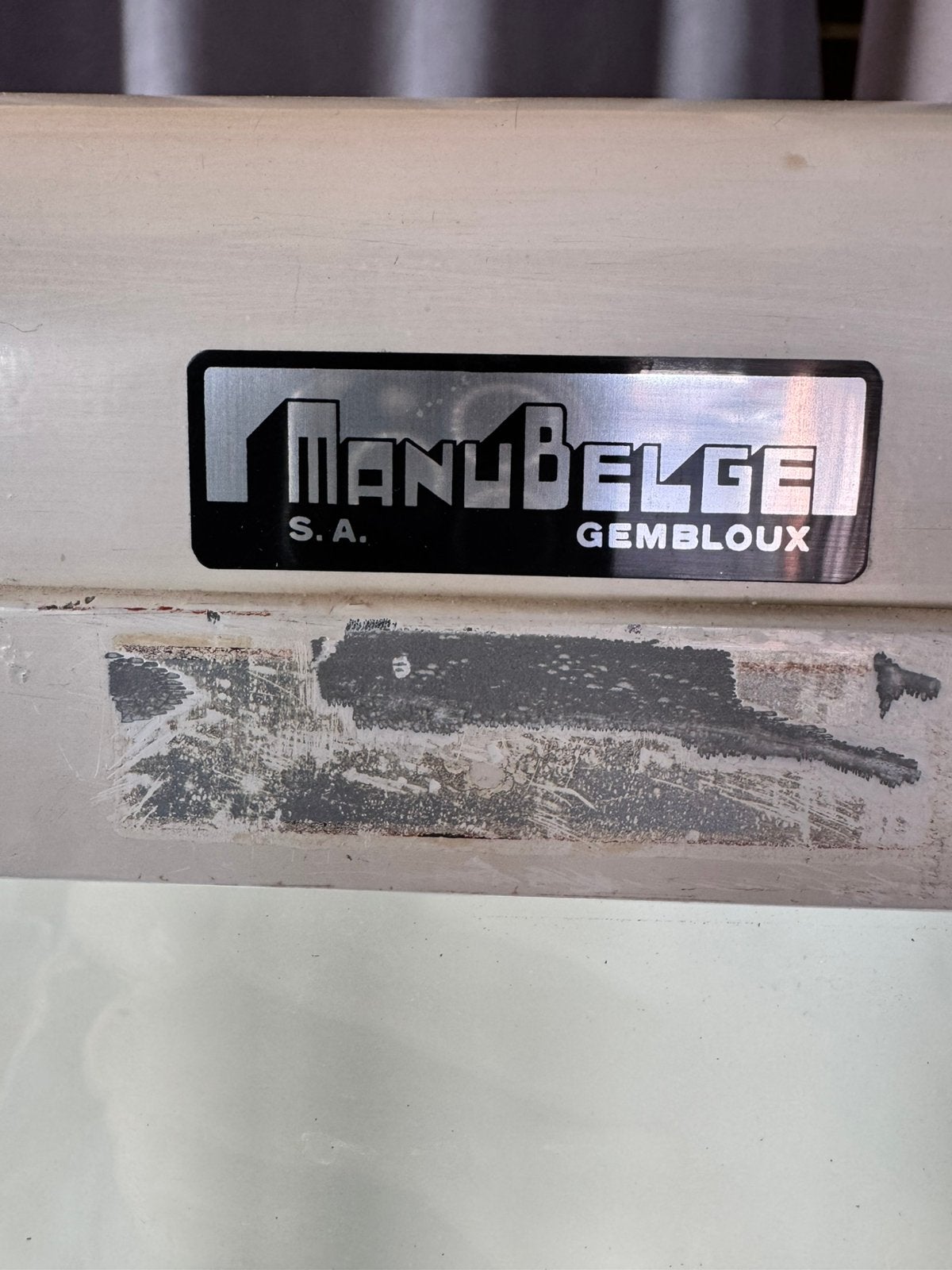 Vintage apotheekkast ManuBelge, Ophalen