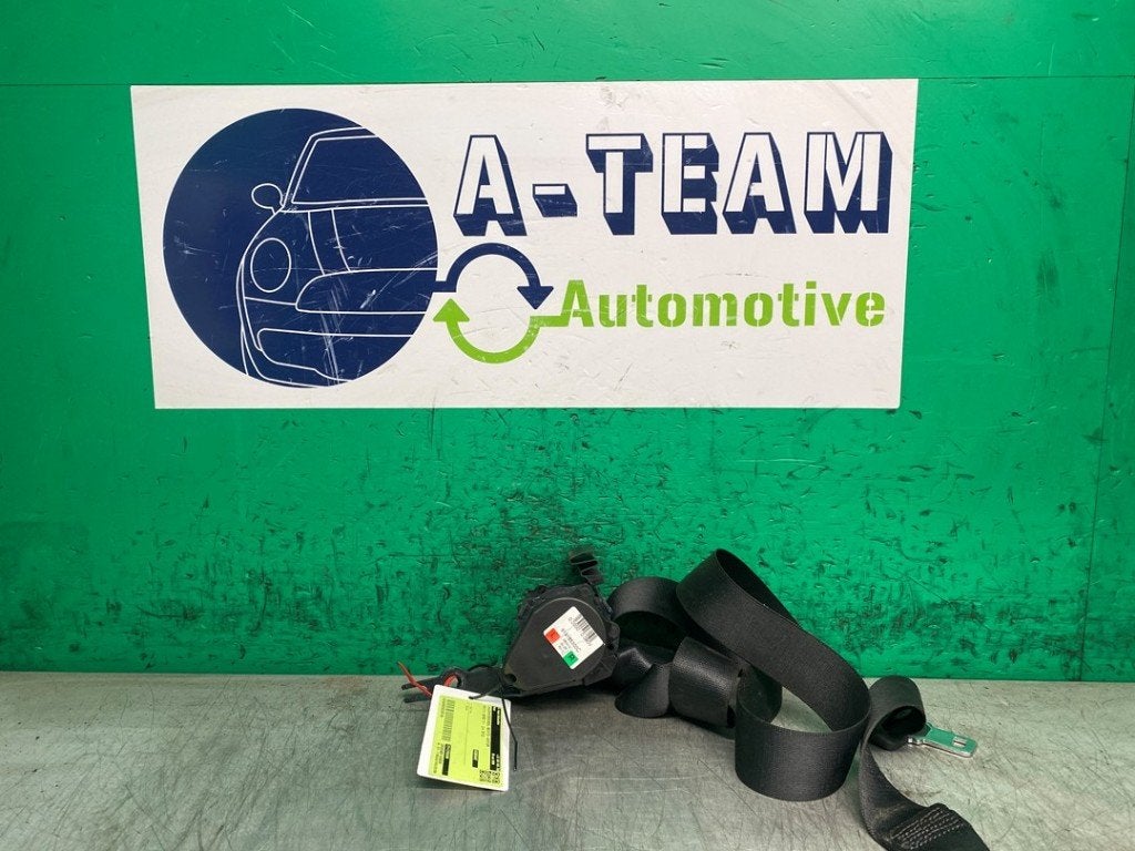 CEINTURE DE SECURITE ARRIERE DROITE BMW 3 serie (F30), Utilisé, BMW, Petuelring 130
80809  München, DE, Bayerische Motoren Werke AG